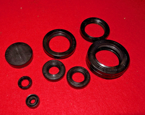 Engine oil seal kit - seal, honda